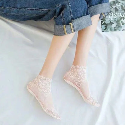 Trendy Women's Lace Ankle Socks