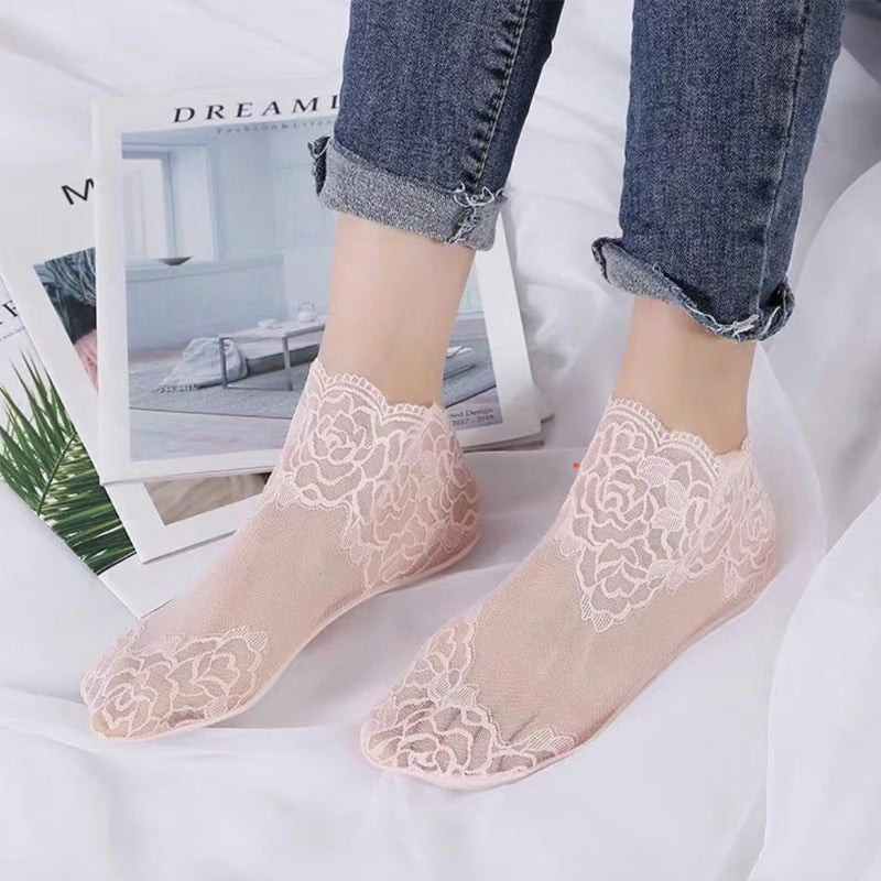 Trendy Women's Lace Ankle Socks