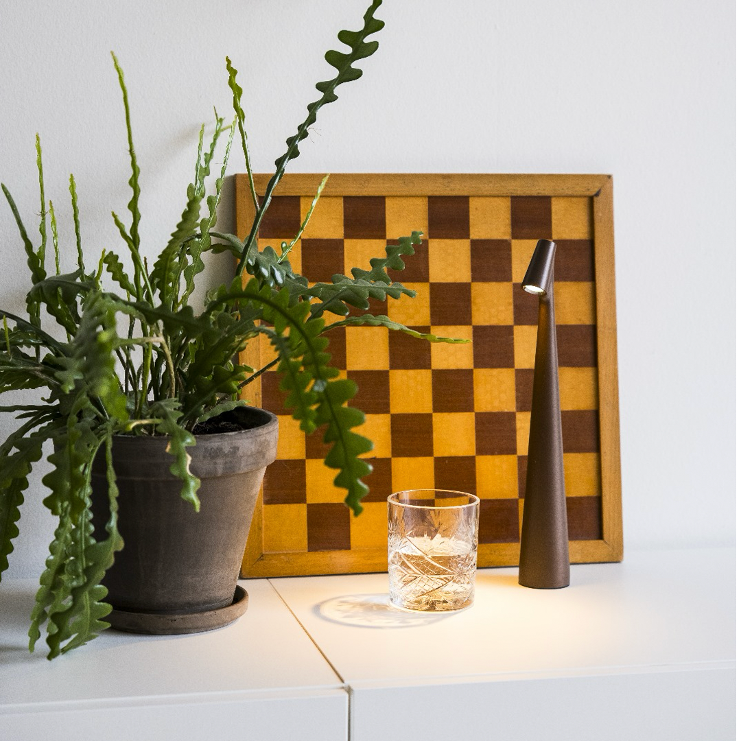 Stylish Black Metal Desk Light