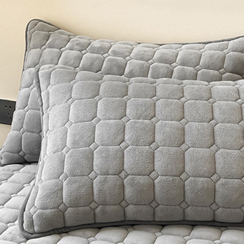 Plush Microfiber Bed Cover