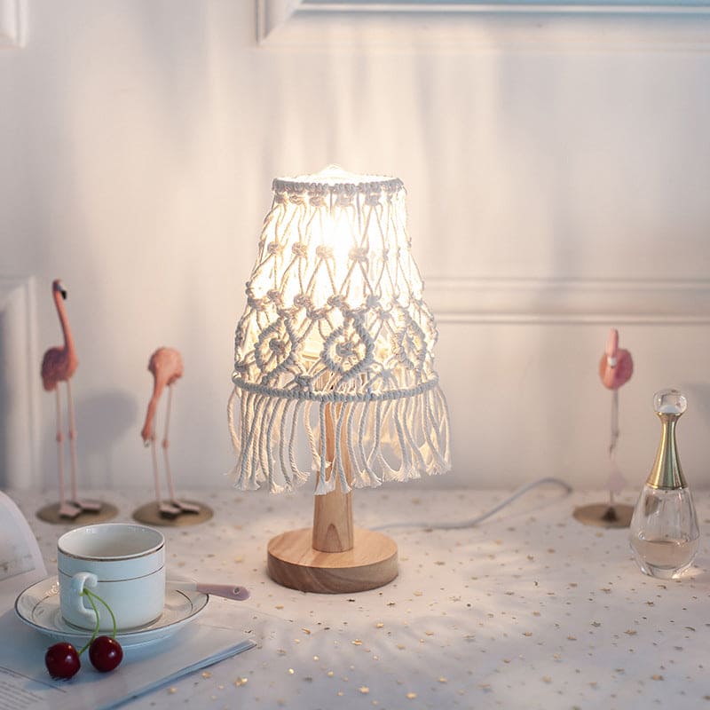 Elegant Simple Table Lamp