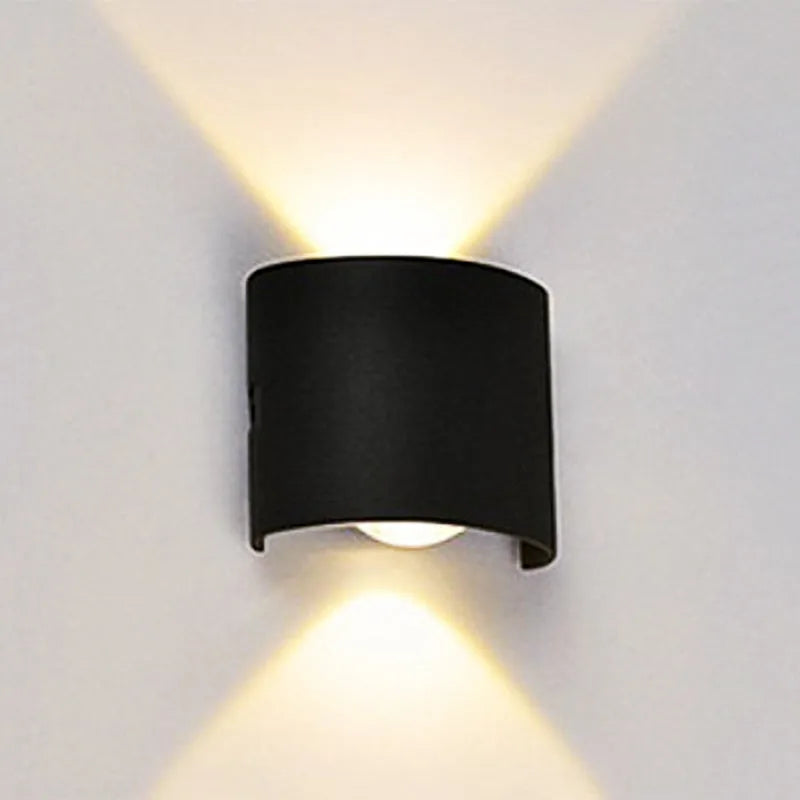 Sleek Outdoor LED Flood Light - Cofik