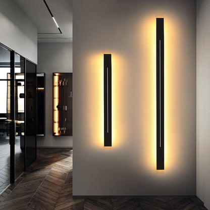 Slim Metal LED Wall Light Fixture