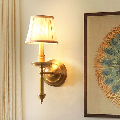 Classic Gold Metal Wall Lamp with Linen Shade