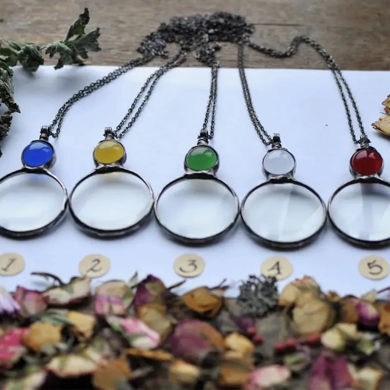Unique Magnifying Glass Pendant Necklace