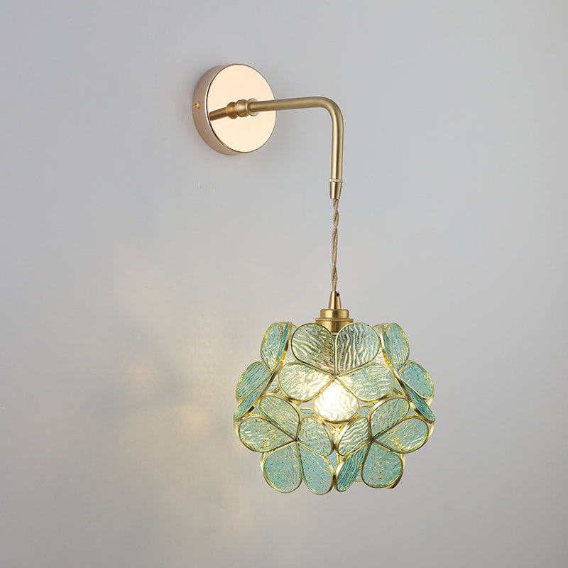 Classic Gold Single Light Wall Sconce Lamp