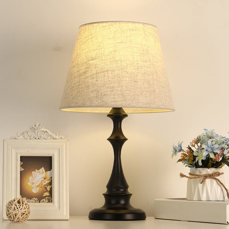 Sleek Contemporary Desk Light Noxord - Cofik