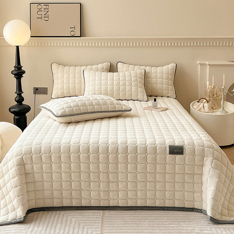 Plush Microfiber Bed Cover