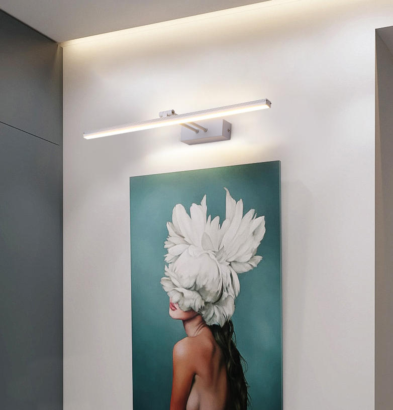 Sleek Single Vanity Light Modern Metal Fixture