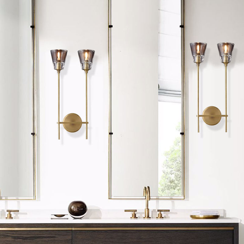 Metallic Wall Sconce Lamp with Clear Glass Shade