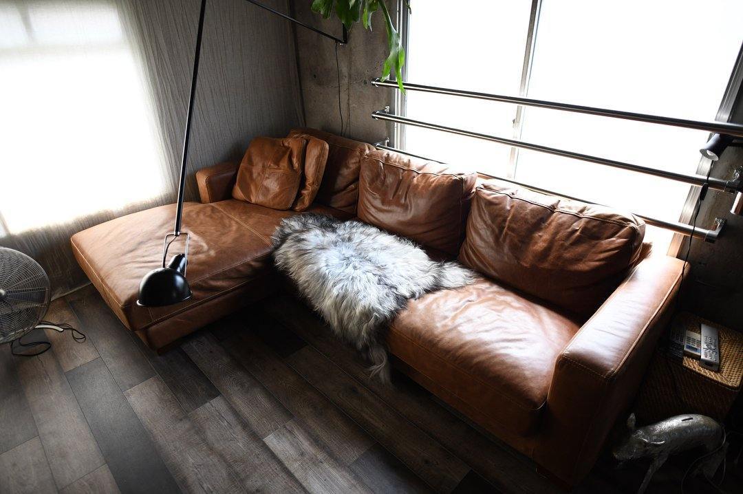 Simple White Wall Light