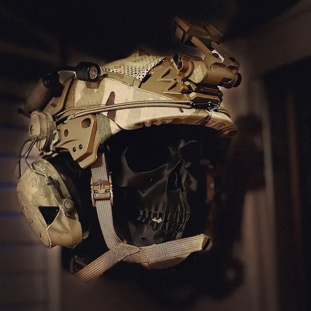Cool Skull Helmet Display Holder