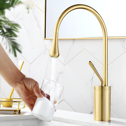 EasyTouch 360° Faucet with Smooth Leak-Free Operation