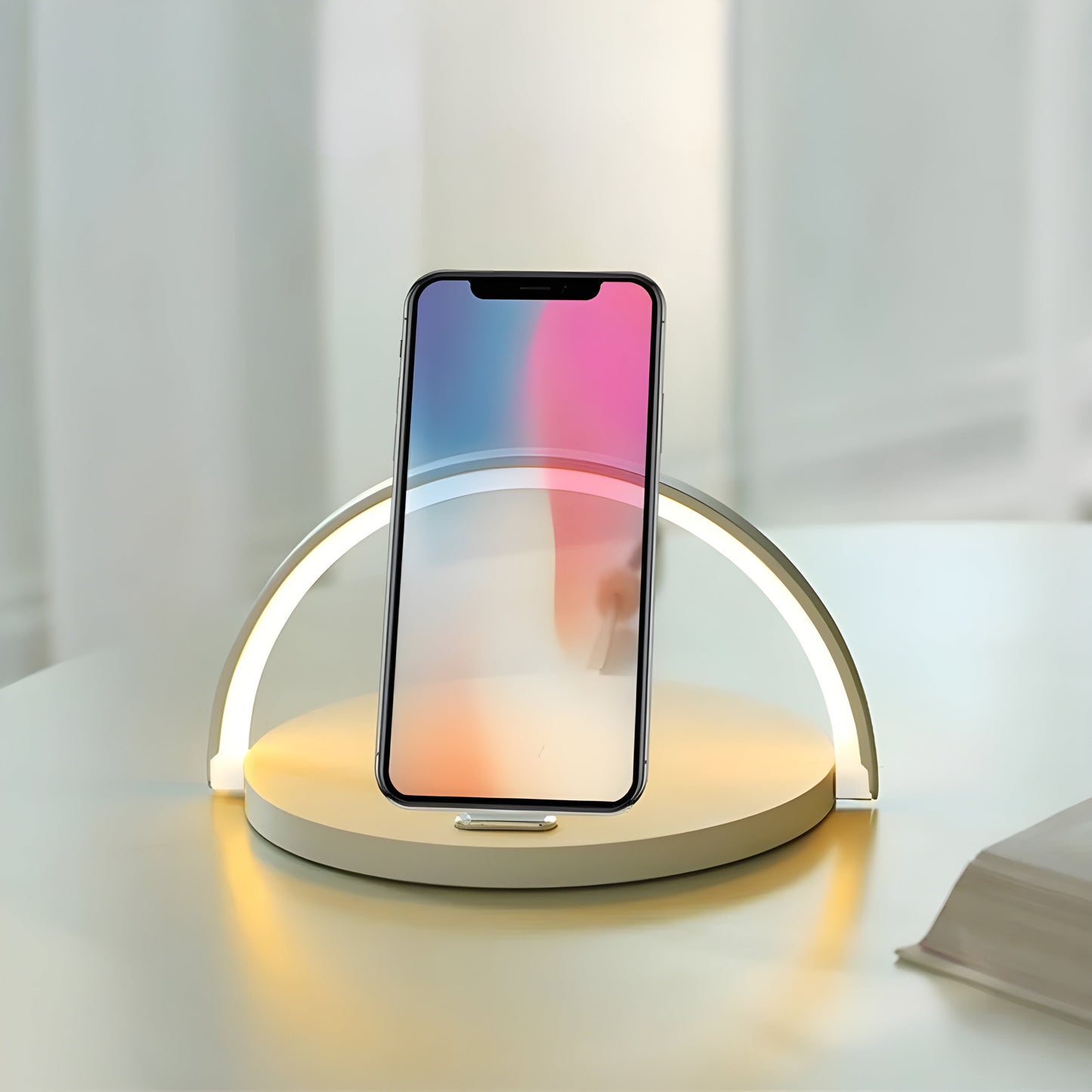 Wireless LED Desk Lamp with Fast Charging