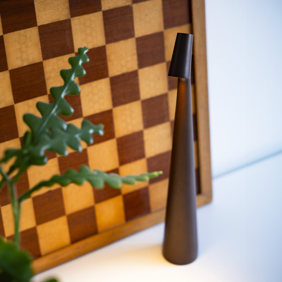 Stylish Black Metal Desk Light