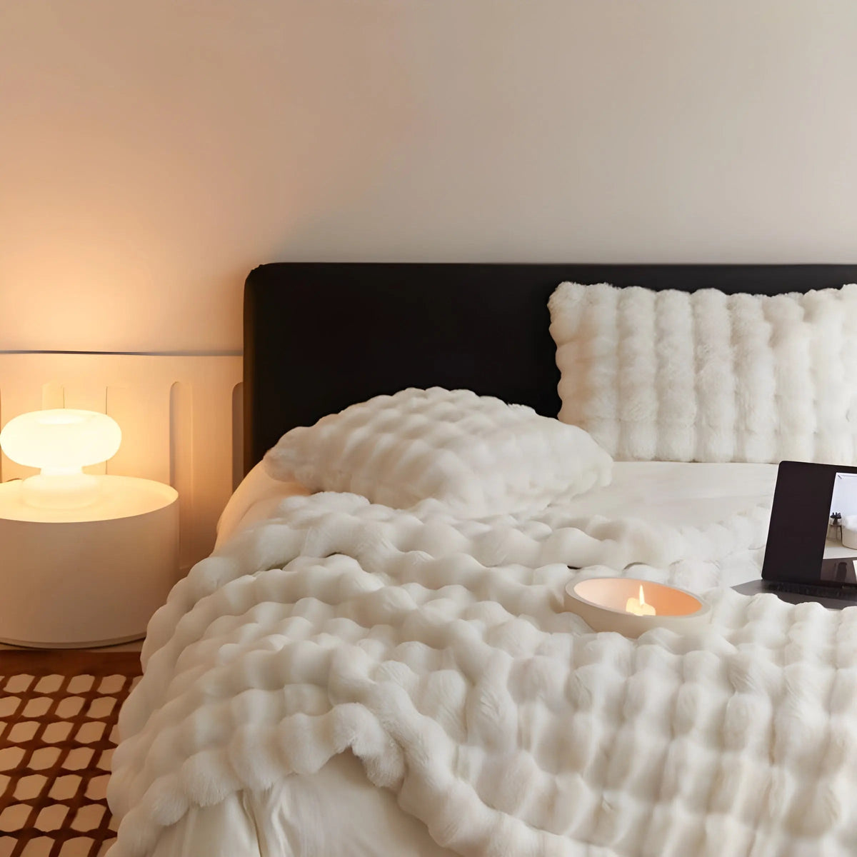 Soft Plush Throw Blanket for Cozy Comfort
