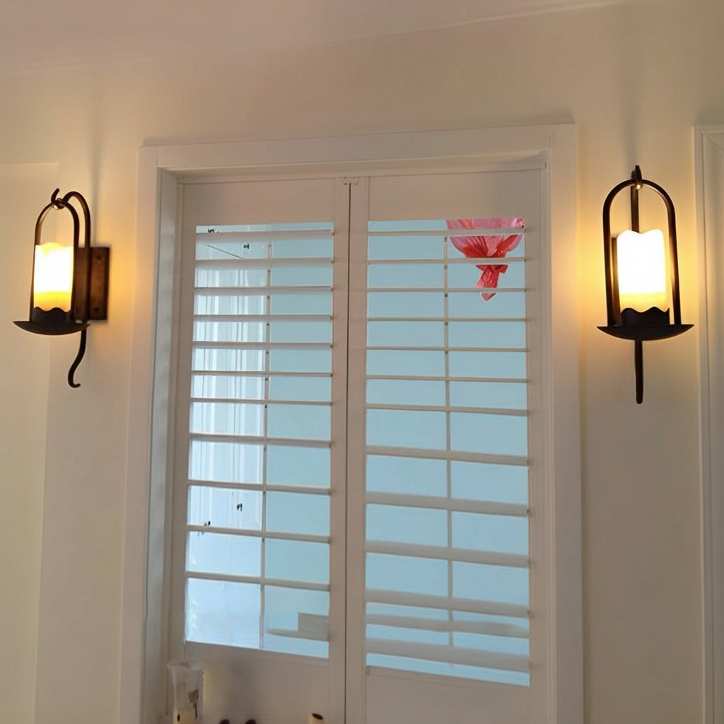 Contemporary LED Wall Light – Sleek Metal Marble Finish