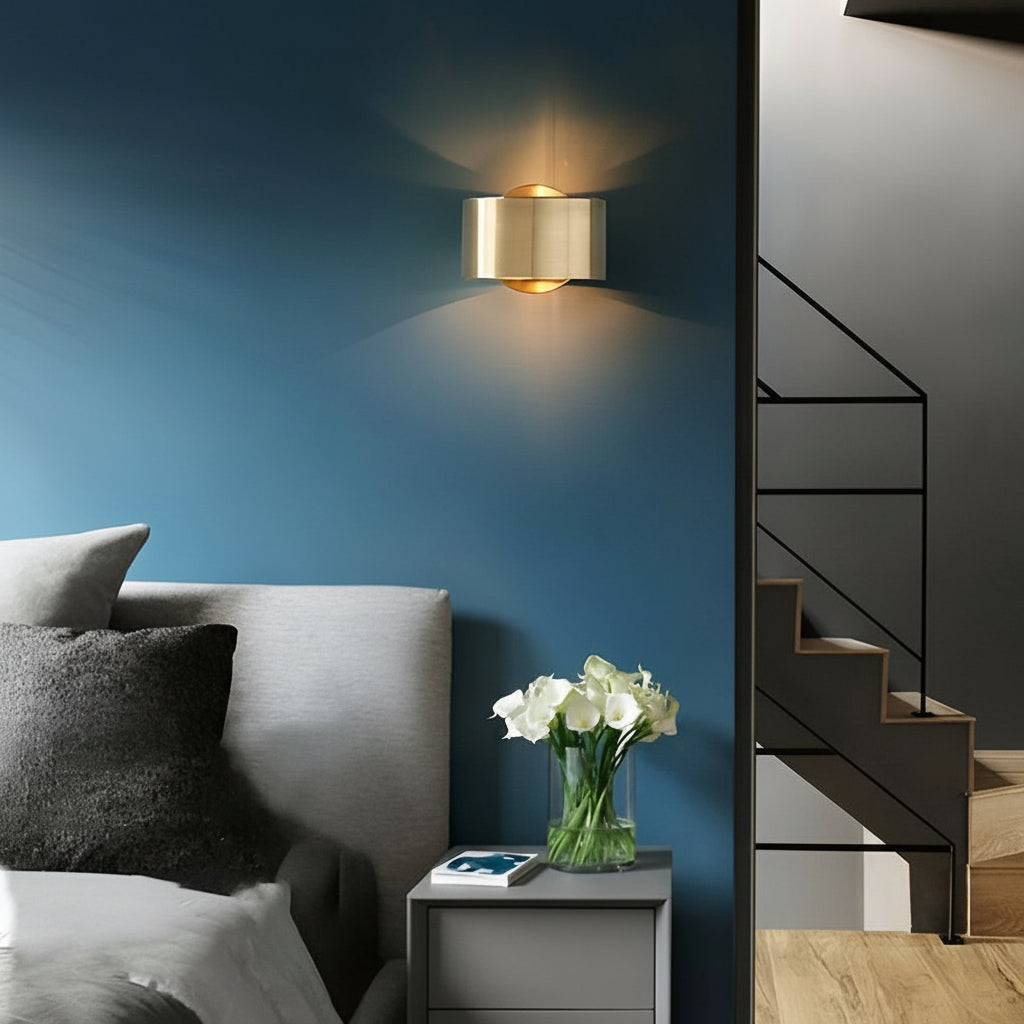 Simple Round Gold Wall Lamp