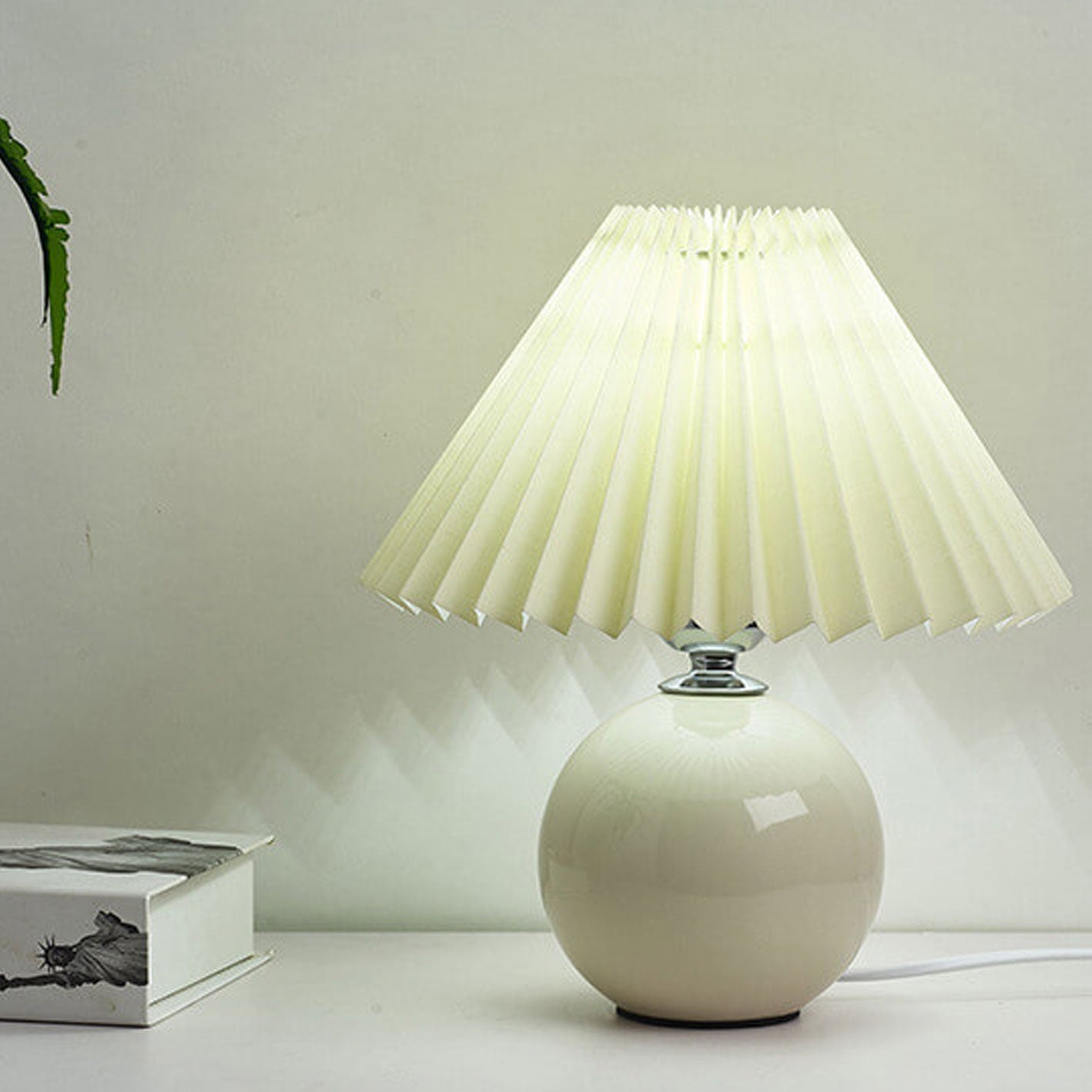 Simple Ceramic Desk Lamp with Folded Shade