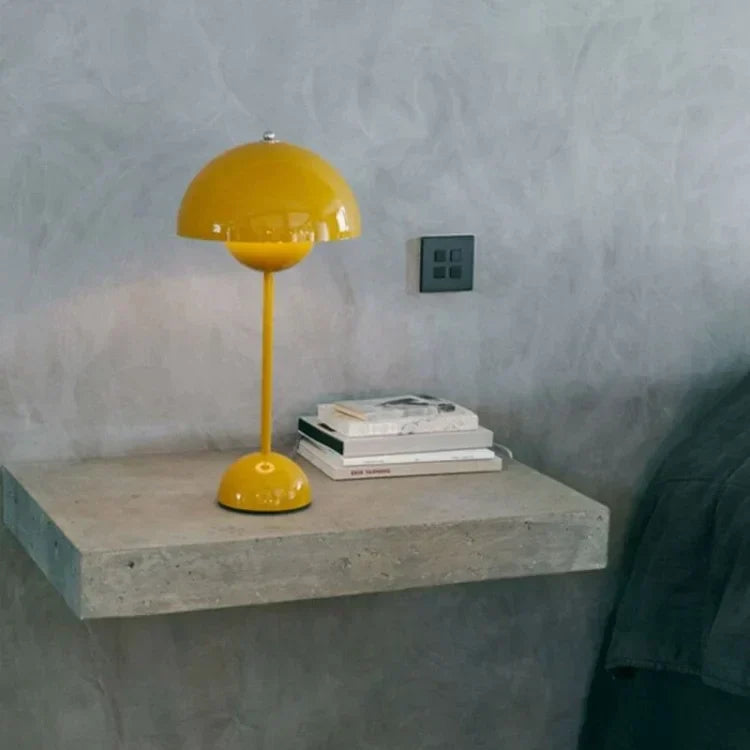 Stylish Desk Lamp Mushroom Shape