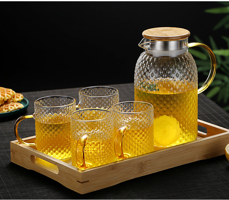 Thermal Glass Chilled Water Jug with Stone Design