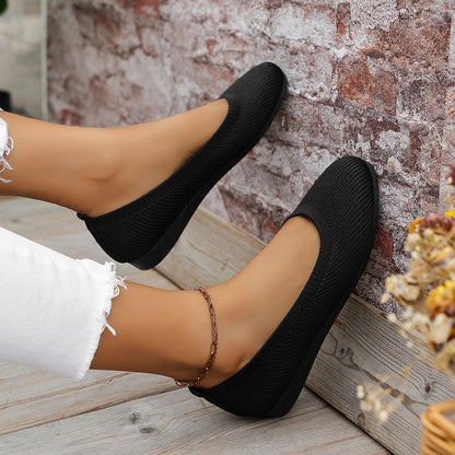 Comfortable Round Toe Bean Flats