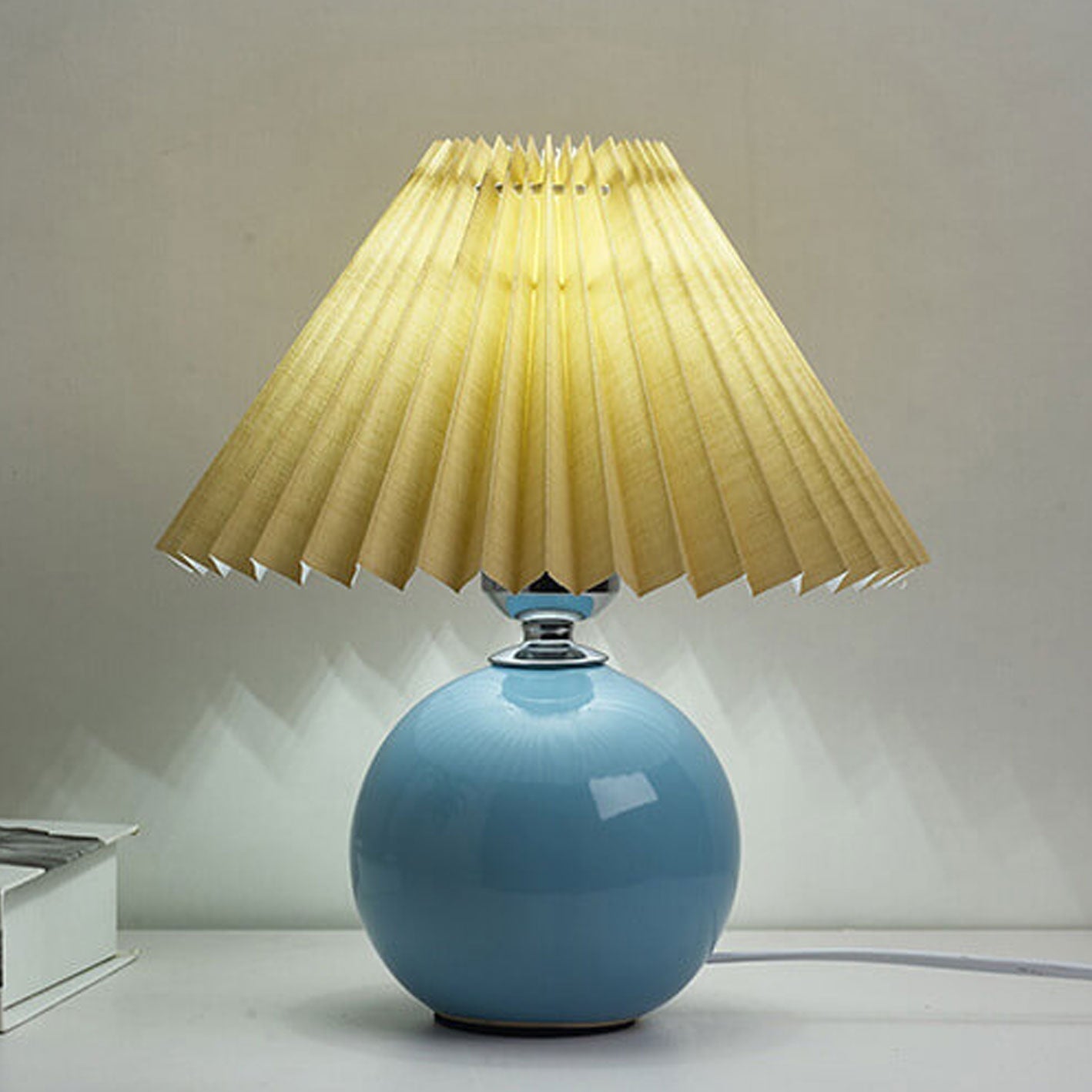 Simple Ceramic Desk Lamp with Folded Shade
