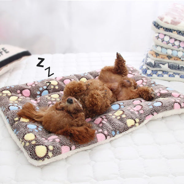 Soft Machine Washable Pet Throw Blanket