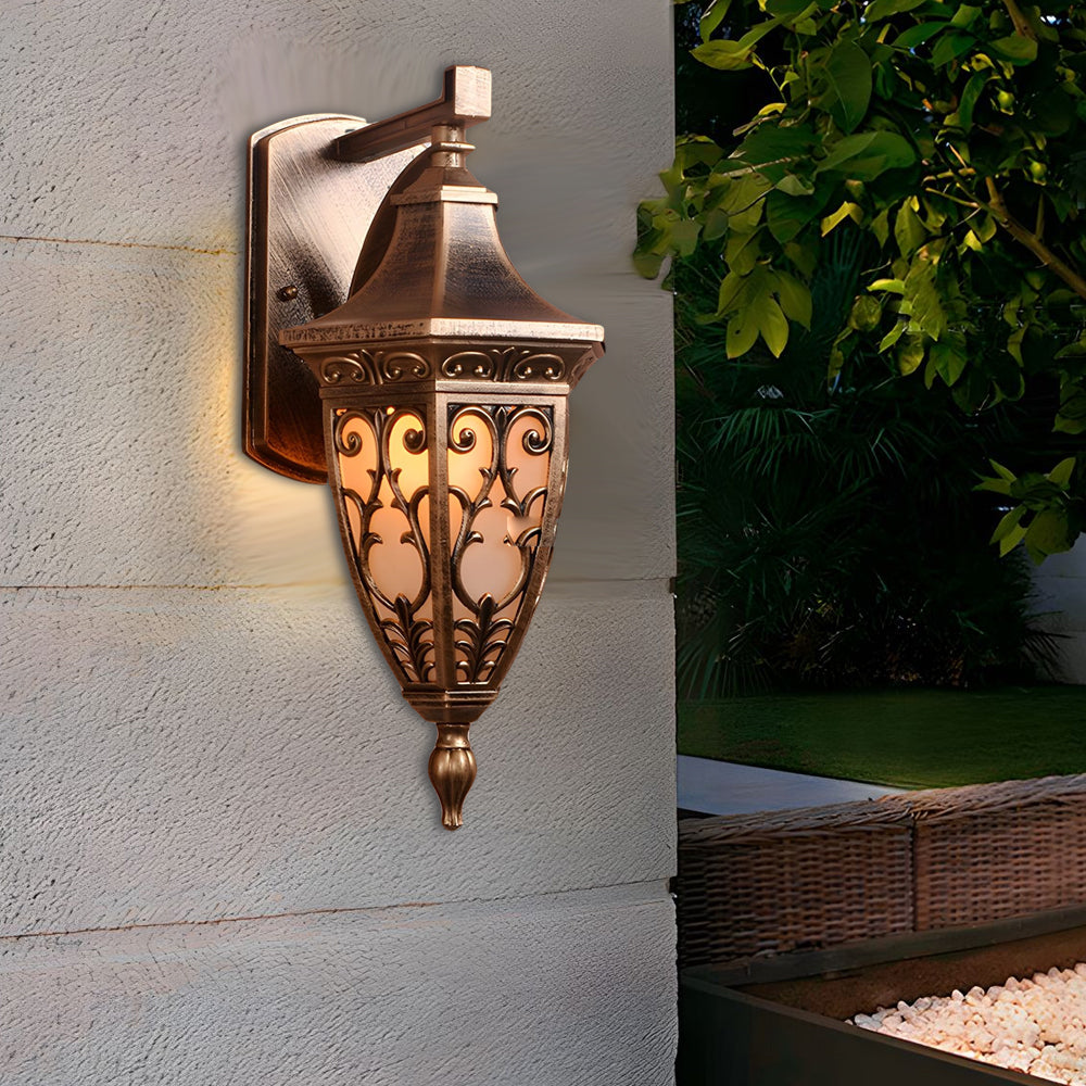 Rustic Classic Bronze Outdoor Wall Lantern