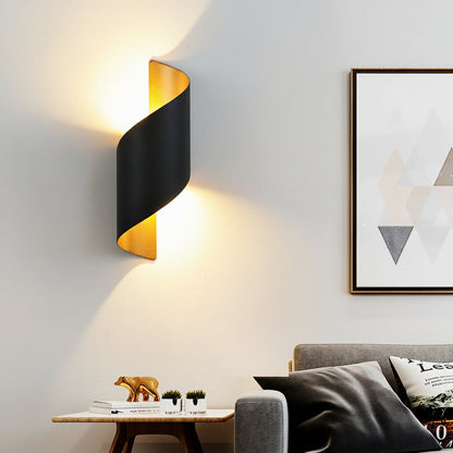 Outdoor LED Wall Light - Waterproof 10W Sconce
