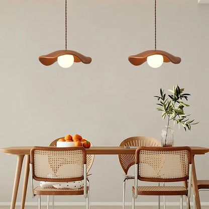 Elegant Natural Leaf Pendant Light