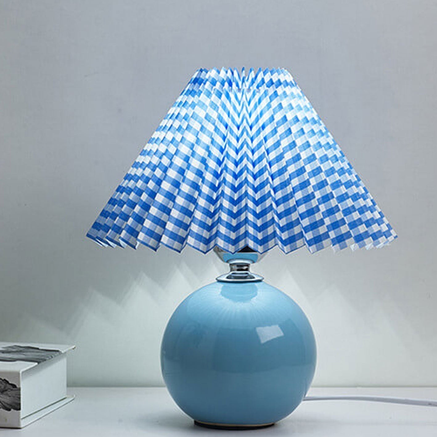 Simple Ceramic Desk Lamp with Folded Shade