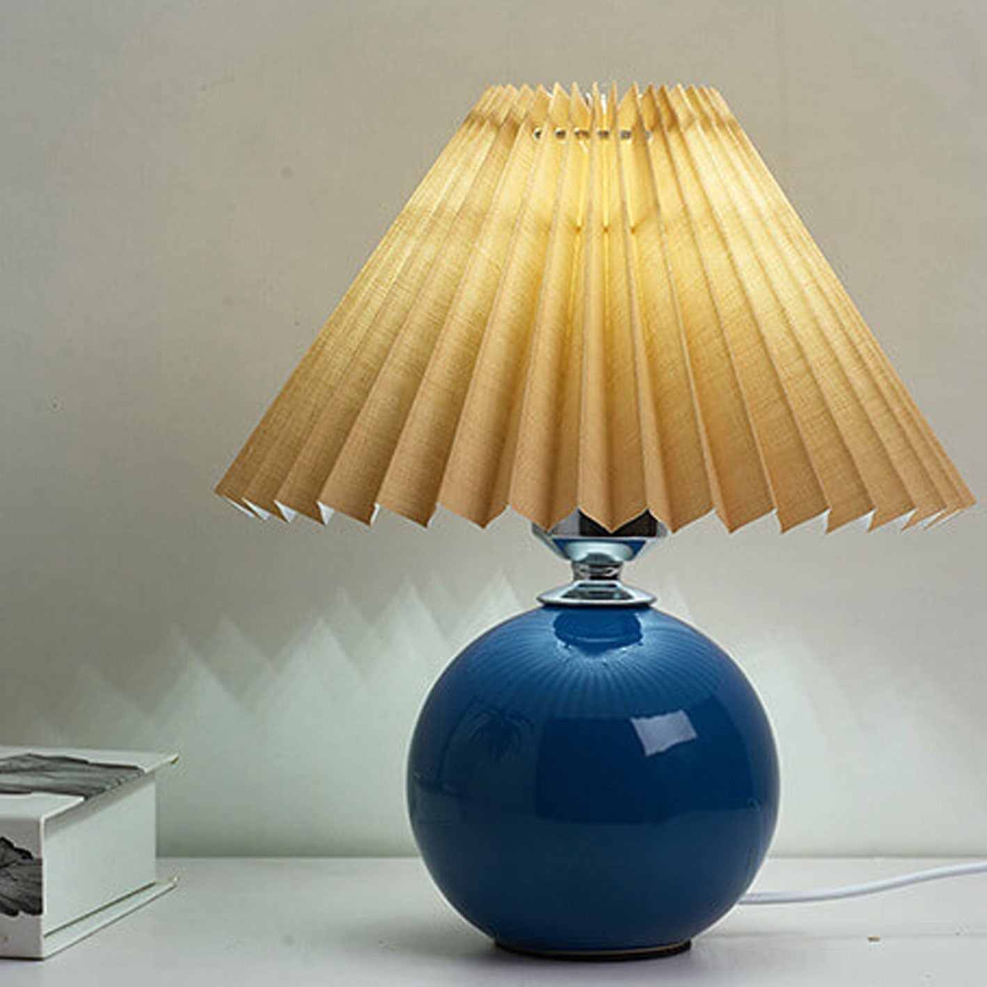 Simple Ceramic Desk Lamp with Folded Shade