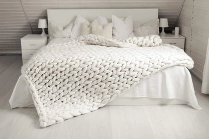 Thick Cozy Knitted Throw Blanket