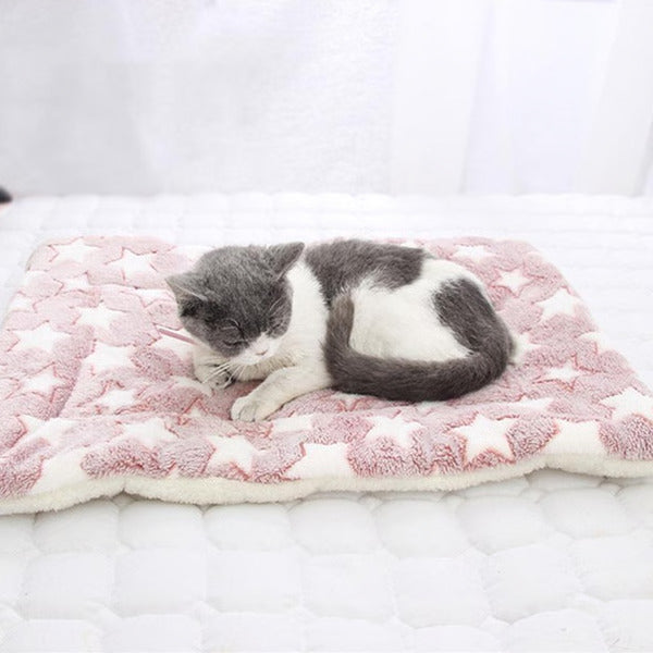 Soft Machine Washable Pet Throw Blanket