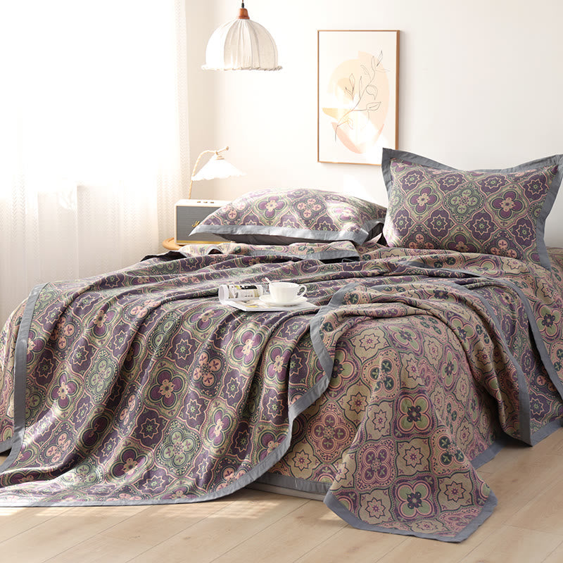Soft Floral Reversible Quilt for Full Queen King Beds