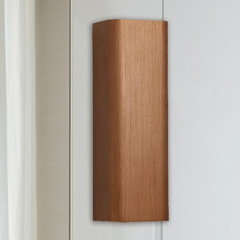 Contemporary LED Wall Sconce Light in Gold Bronze Finish