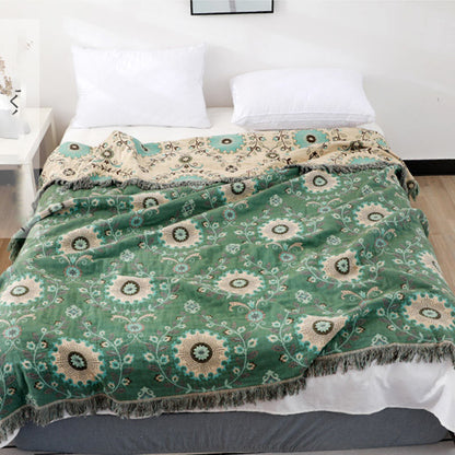 Comfortable Fitted Couch Blanket Cover