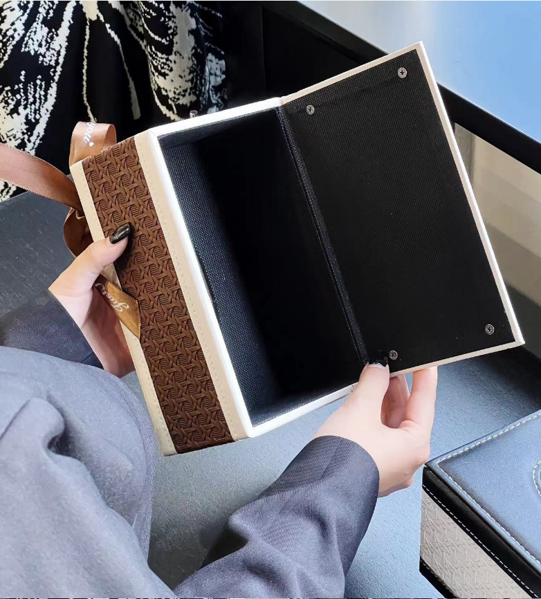 Luxury Leather Tissue Box Case