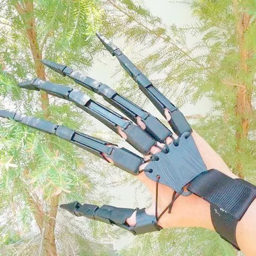 Spooky Claw Halloween Finger Props
