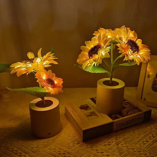 Bright Floral LED Table Lamp in Vase