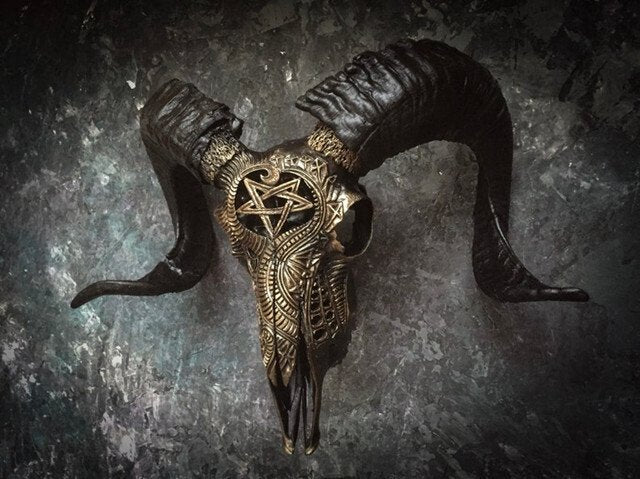 Decorative Ram Skull Figurine