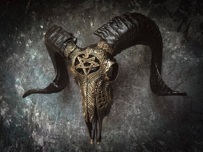 Decorative Ram Skull Figurine