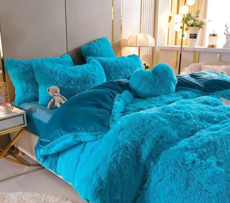 Soft Brushed Duvet Cover with Zip and Tight Fit
