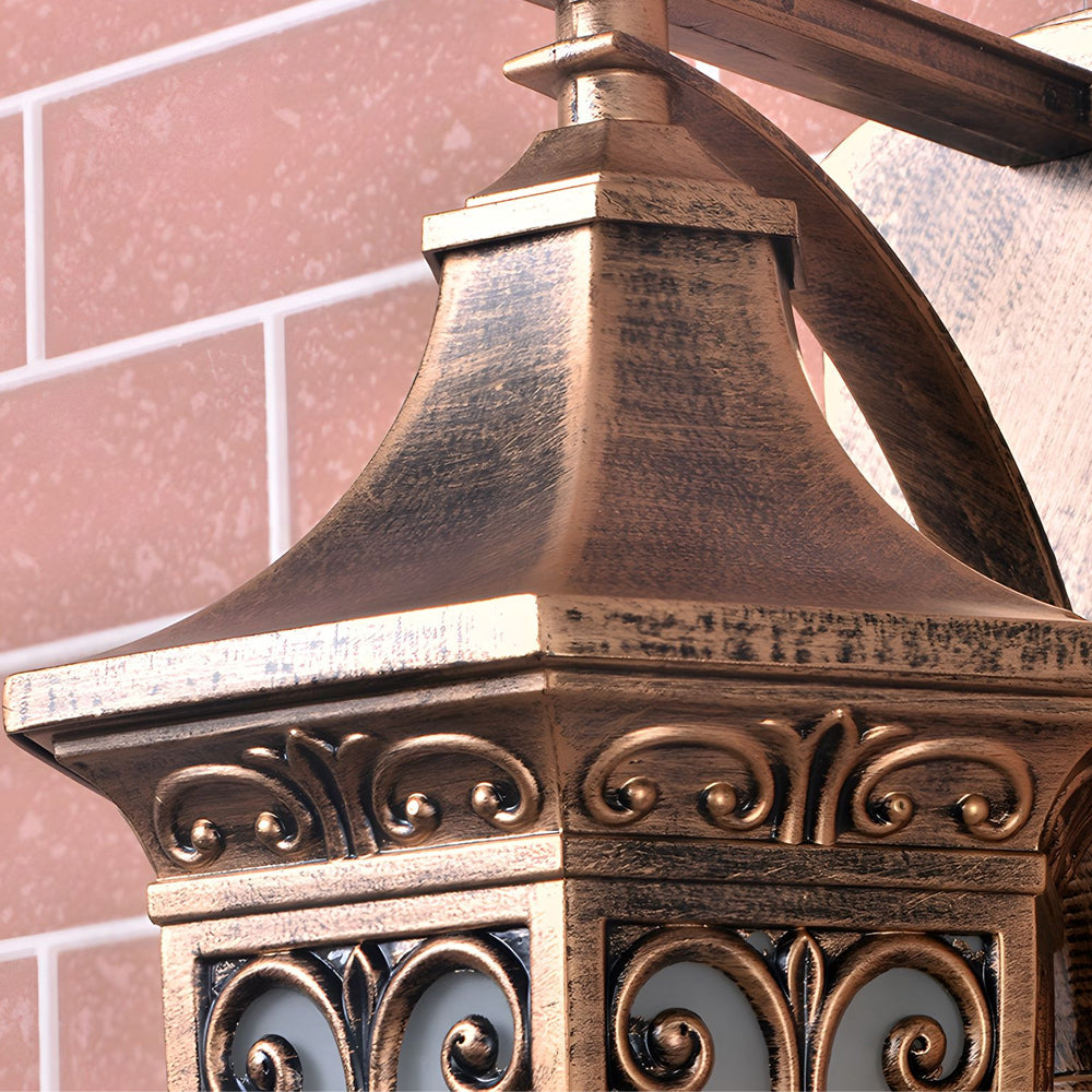 Rustic Classic Bronze Outdoor Wall Lantern
