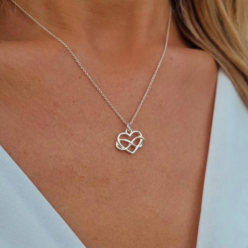 Lovely Heart Shaped Bow Necklace