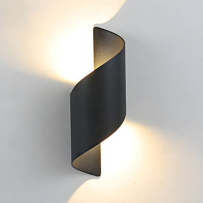 Sleek Metal LED Wall Light - Cofik