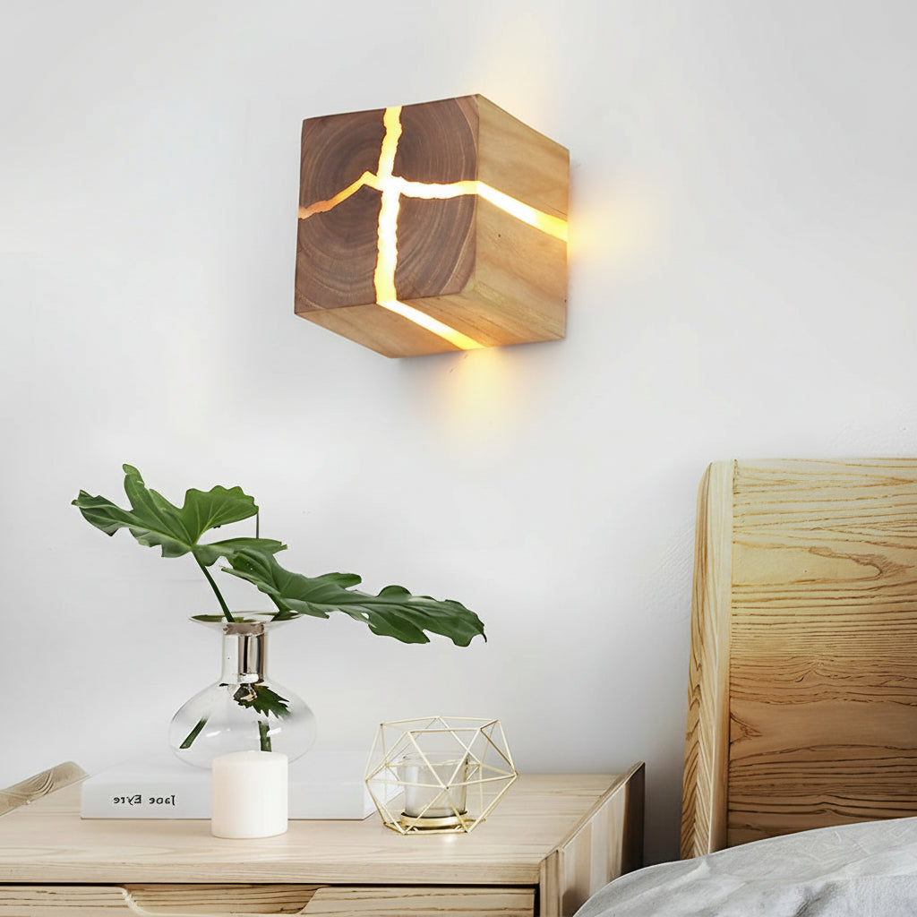 Rustic Wooden Wall Light – Natural Textured LED Sconce