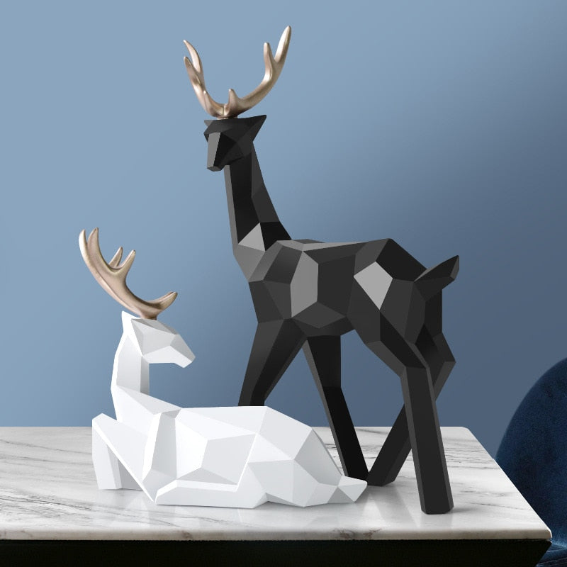 Unique Wooden Deer Ornament Set