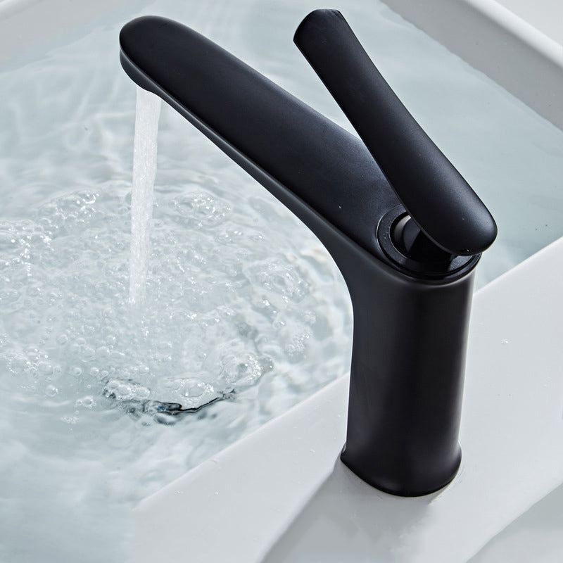 Single Handle Bathroom Faucet Round Brass Sink Mixer Tap